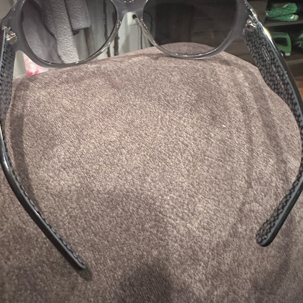 Coach Sunglasses - Picture 4 of 11